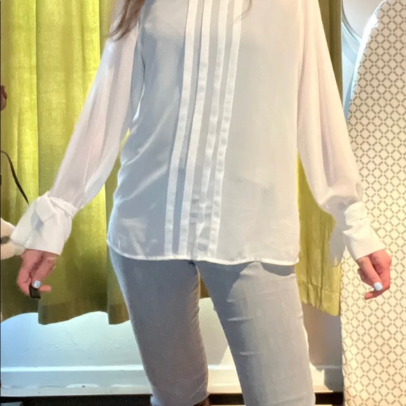Ivory white blouses - Picture 3 of 9